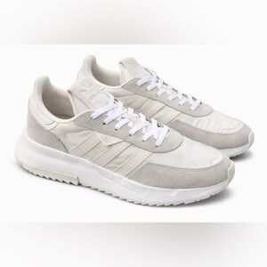 adidas Neutral Cream & Light Gray Suede Runner Sneakers size 9.5